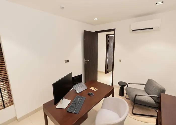 Velea Serviced & Aparthotel 4*